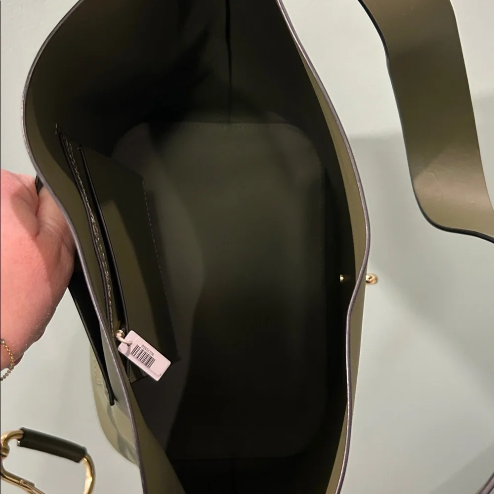 ✨BNWT - ZAC Zac Posen Handbags - Moss Belay Hobo Bag✨